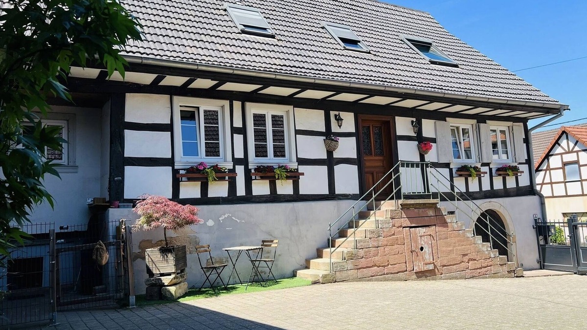 Cleebourg House | Alsatian house 130m2 with courtyard and garden