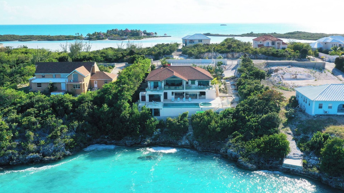 Ocean Point Villa | Alta Bella - Oceanfront Villa, Nordic Spa, Concierge