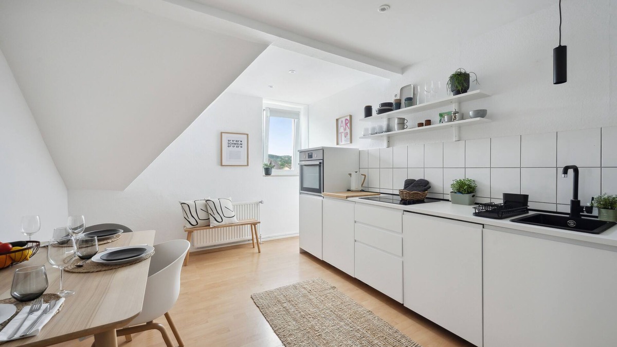 Schwelm Apartment | Altbau Dachgeschoss Traum in Schwelm 4 Zimmer Terrasse