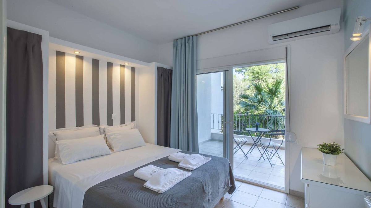 Neos Marmaras Apartment | Alterra Vita Apartments: Apartment with Sea View (sleeps 4)