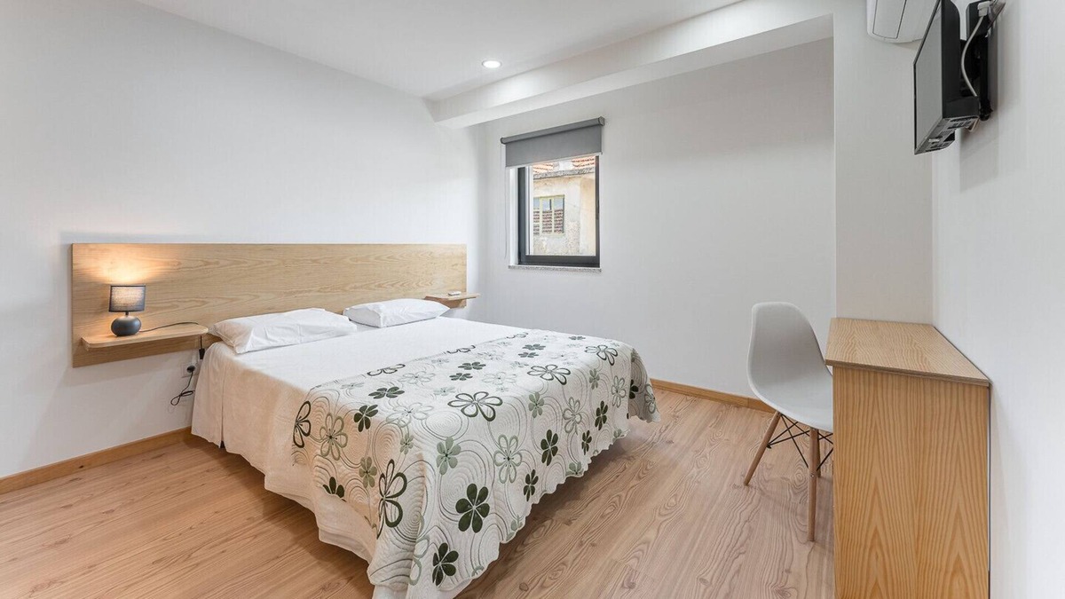 Mangualde Apartment | ALTIDO Inviting unit w/ Gym & Communal pool