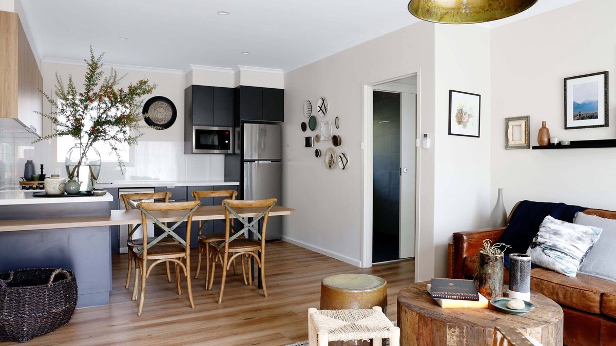 Bright Apartment | Altitude One - Bright