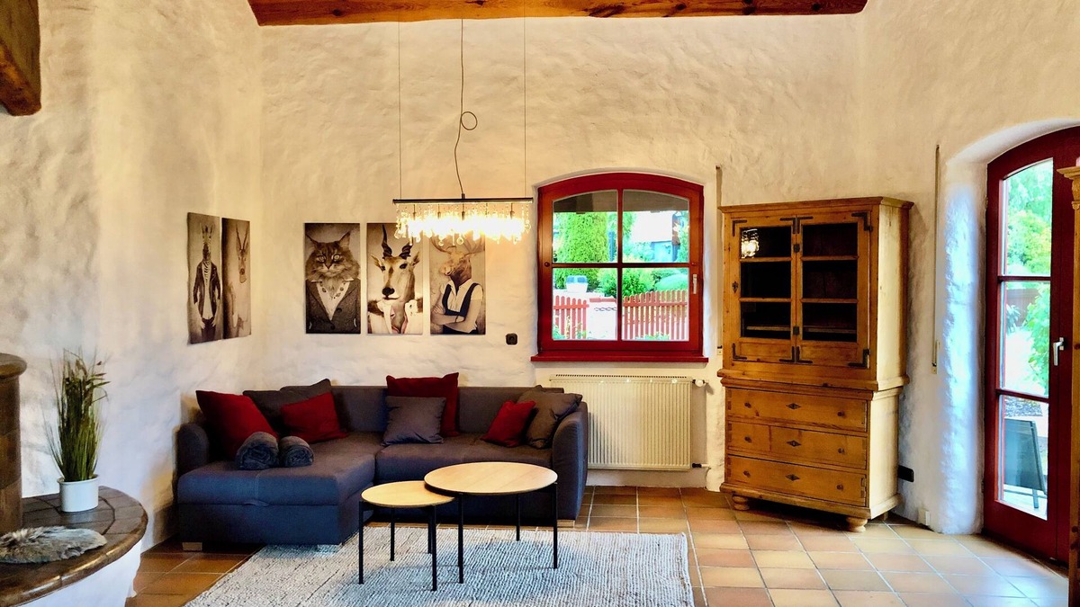 Dettenheim House | Altmuehl family villa