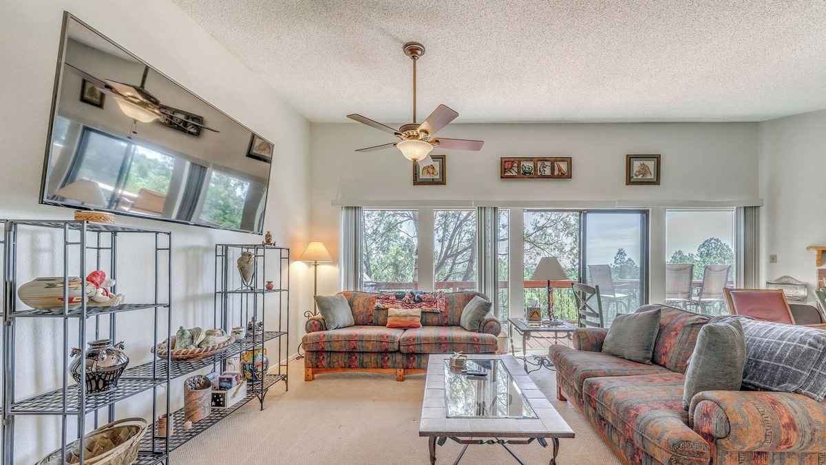 Alto House | Alto Townhome w/Deck Near Ski Apache!