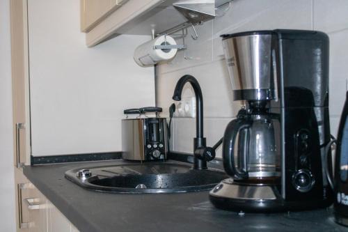 Haldensleben Apartment | Altstadtidyll 60qm - Central - Parking - Washer