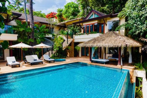 Kata Villa | Aluna Villa - Oceanfront 4 Bedroom Villa near Kata Beach, Phuket Thailand