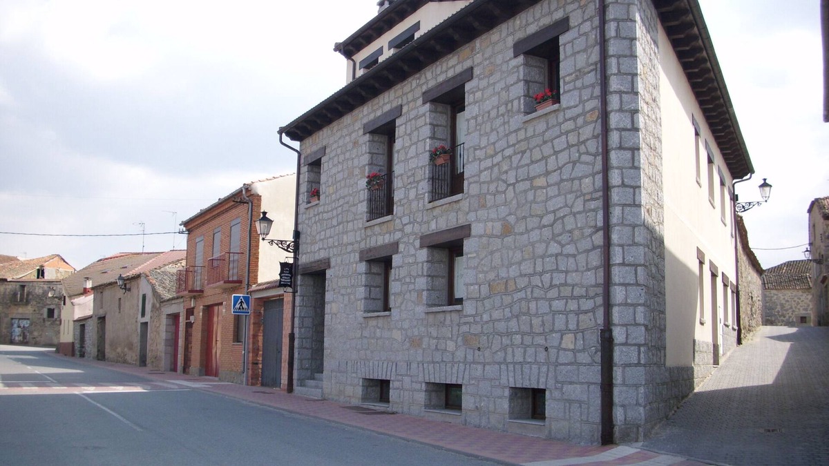 Villacastin House | Alval House for 23 people