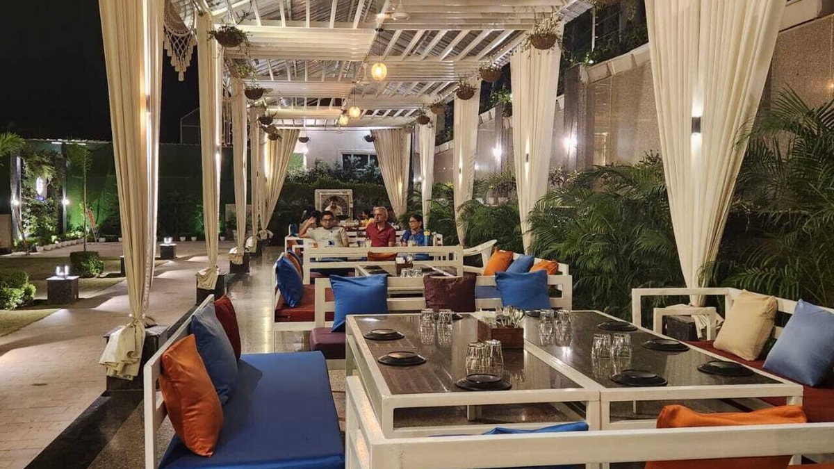 Alwar Hotel | Alwar Vanyaevilas