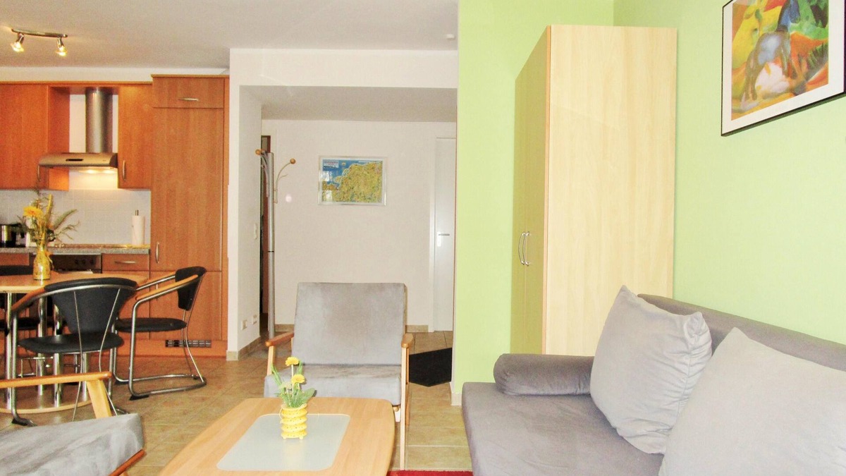 Wittenbeck Apartment | Am Grün 14/Bettina/WE 4: friendly and spacious 2-room apartment