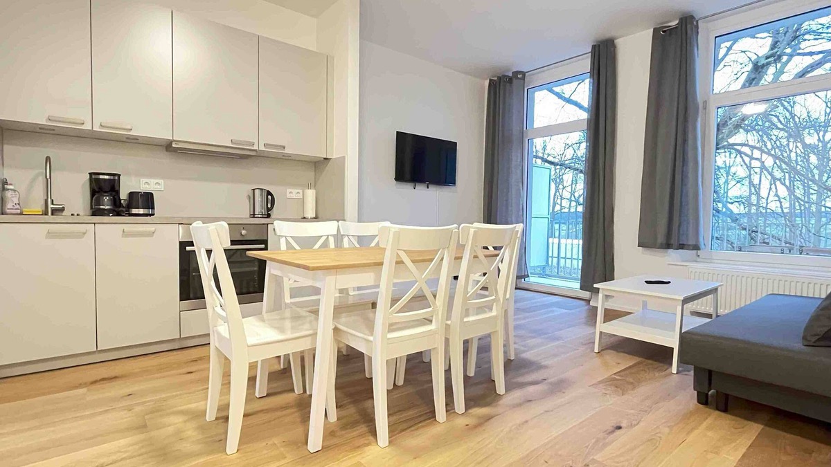 Amberg Apartment | (AM1056) Modern fitter's apartment