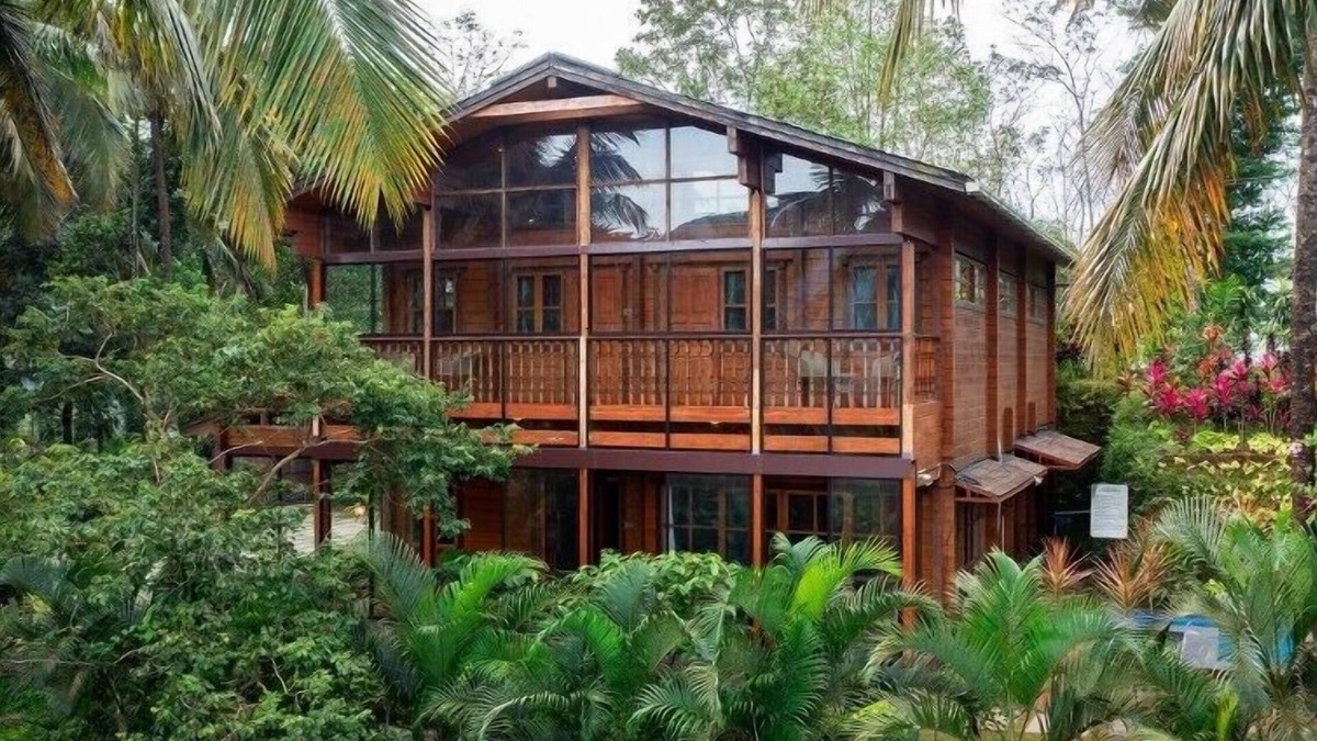 Kozhikode Villa | ama Stays & Trails The Malabar Villa Heliconia, Kozhikode