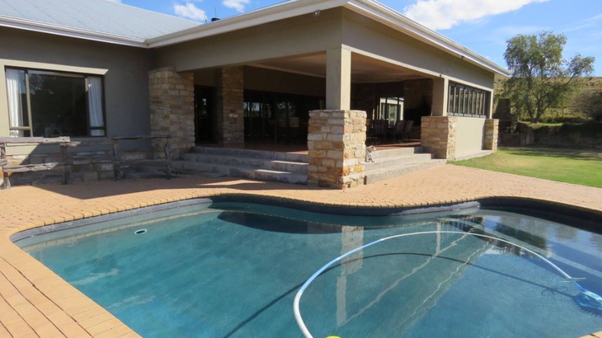 Grahamstown House | Amazing Farm House !