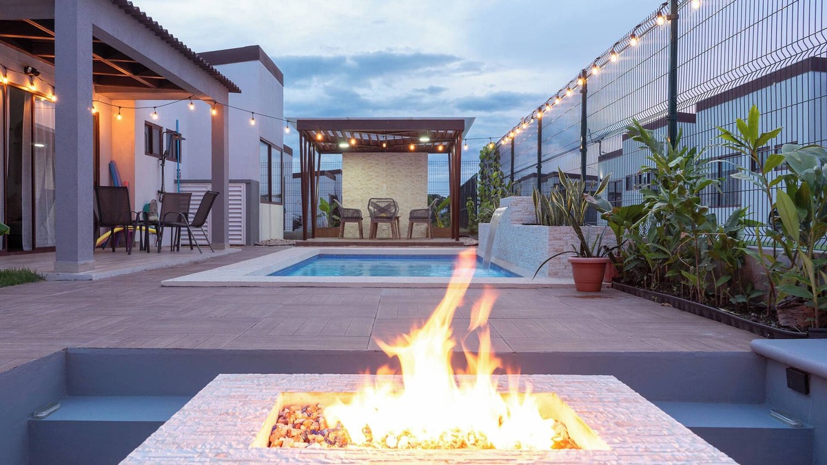 Santa Clara House | Amaia House, 5B 3R, 10 min drive from the beach. Cozy pool/fire pit/pavilion