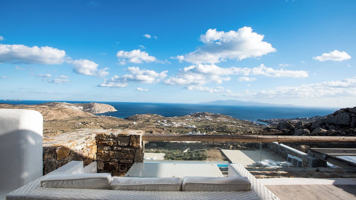 Plintri Villa | Amallini Suites