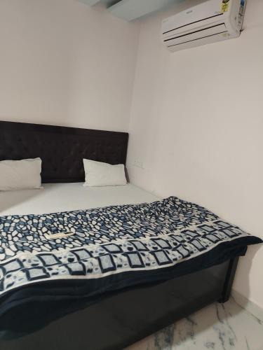 Khalilabad House | Aman Guest House