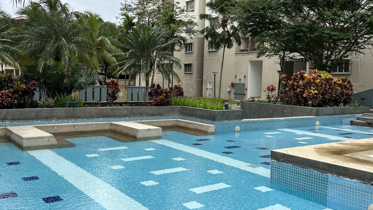 Seri Kembangan Apartment | Aman HillTop Disney-Fantasy Resort Stays