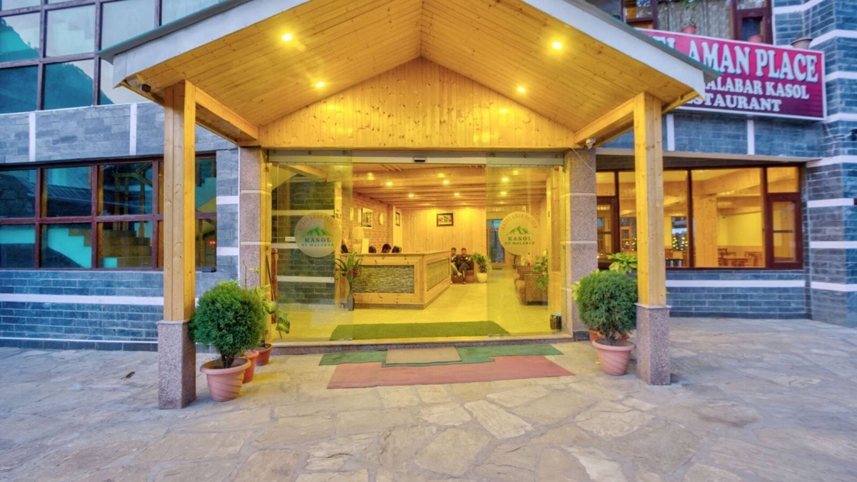 Bhuntar Hotel | Aman place by Hotel Malabar KASOL