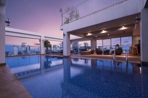 Mean Chey Hotel | Amana Hotel & Residences
