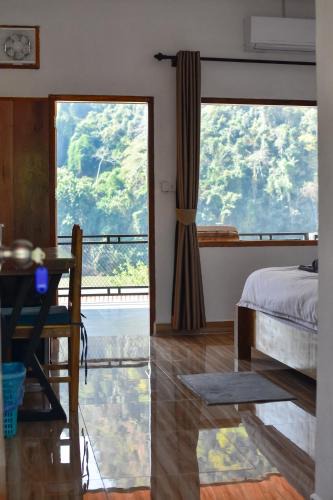 Nong Khiaw Resort | Amanda Boutique