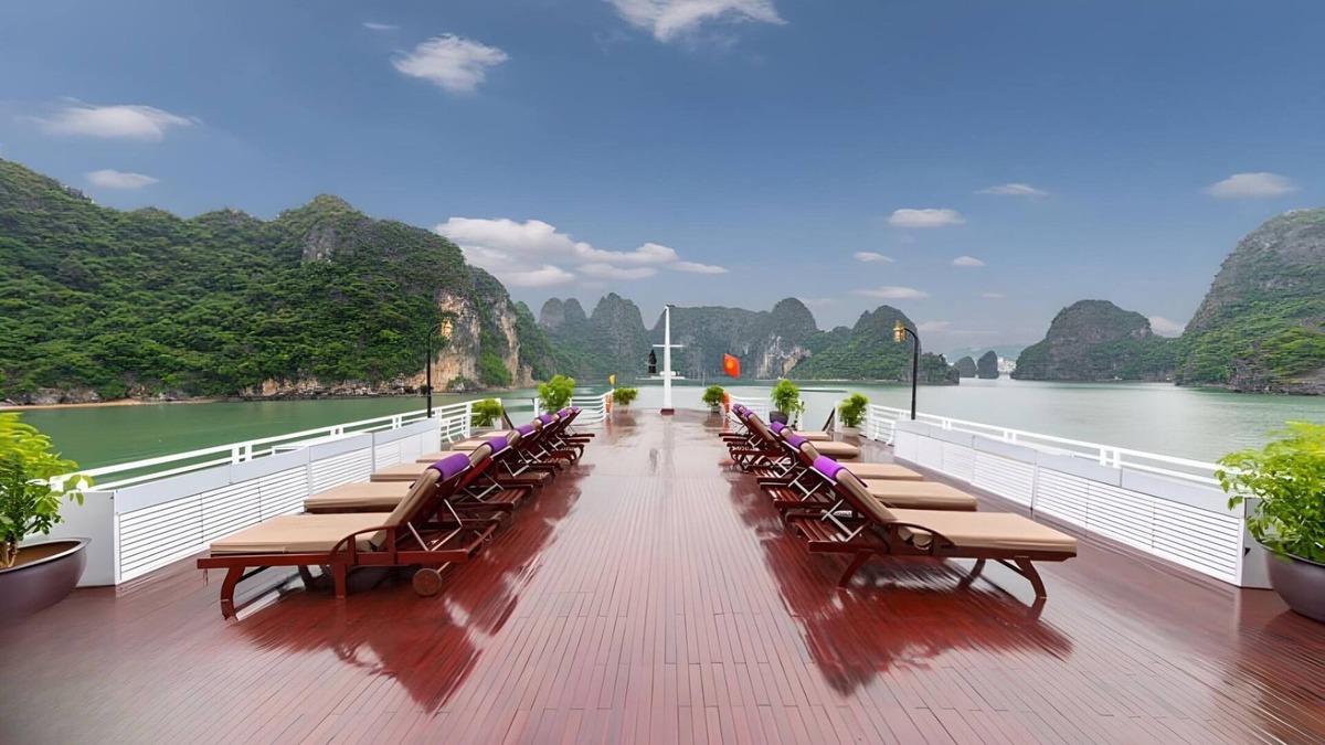 Ha Long Boat Rental | Amanda Premier Cruise Ha Long Bay