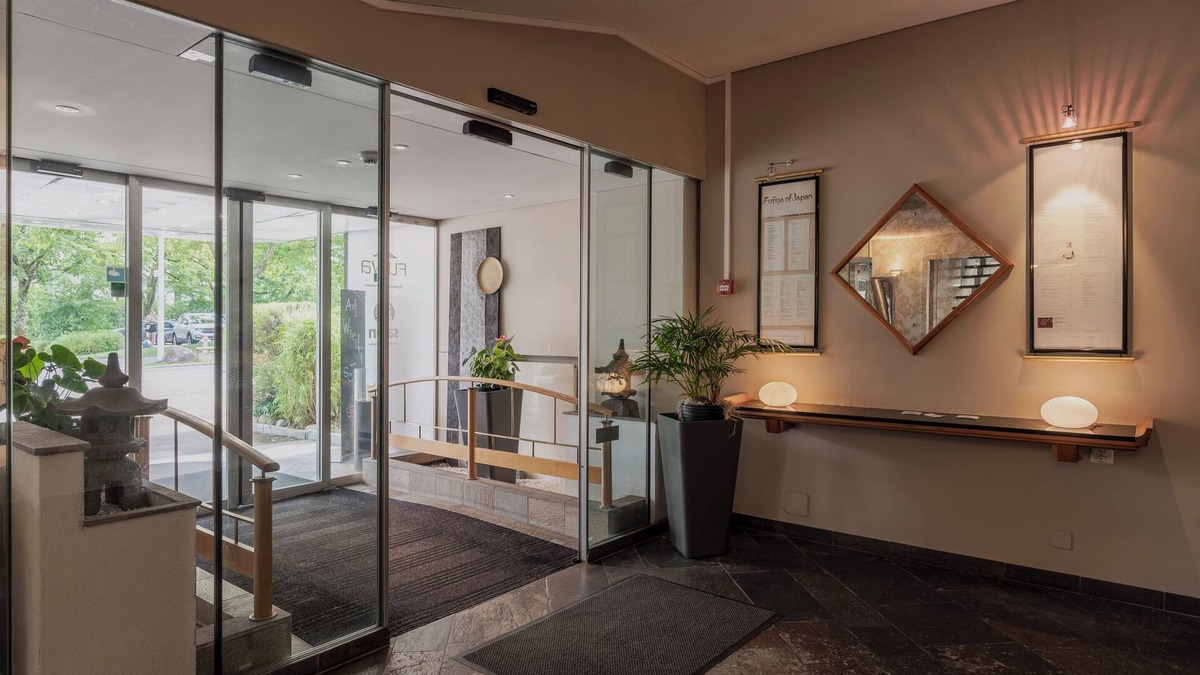 Glattbrugg Hotel | Amanthos Living Zürich Airport