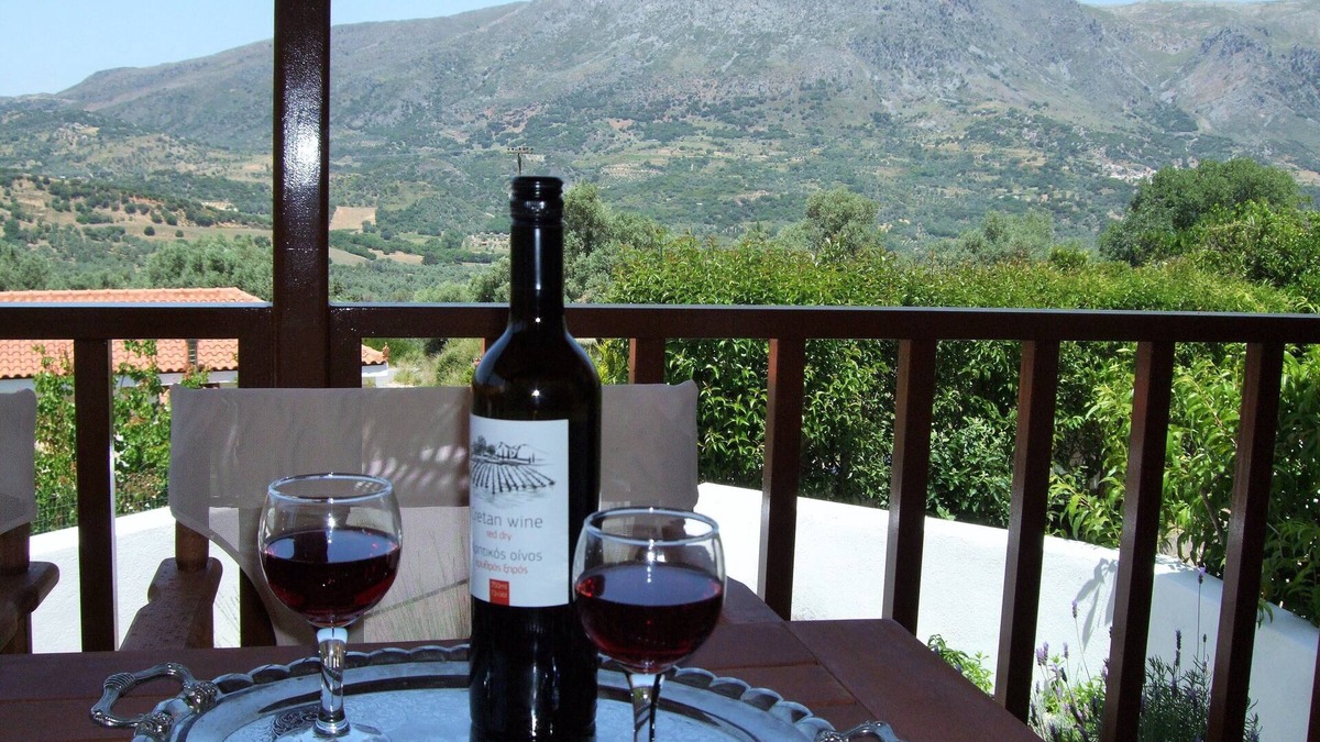 Amarion Cottage | Amari Krini House is the ideal place to spend a beautiful and peaceful vacation.