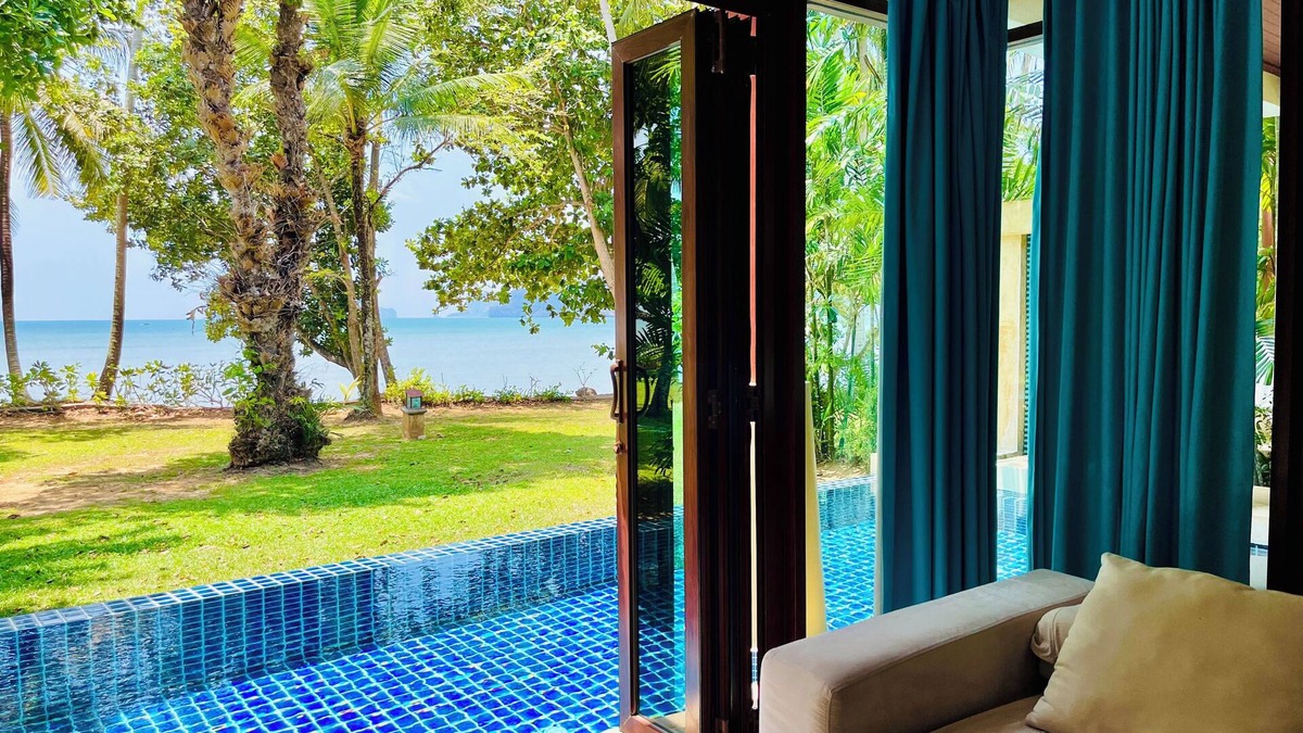 Sai Thai Villa | Amatapura 14 Villa by the beach