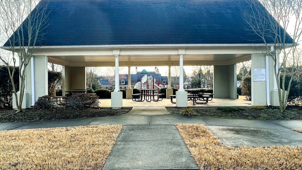 South Downtown House | Amazin Lrg 3 Bed house w/King bed