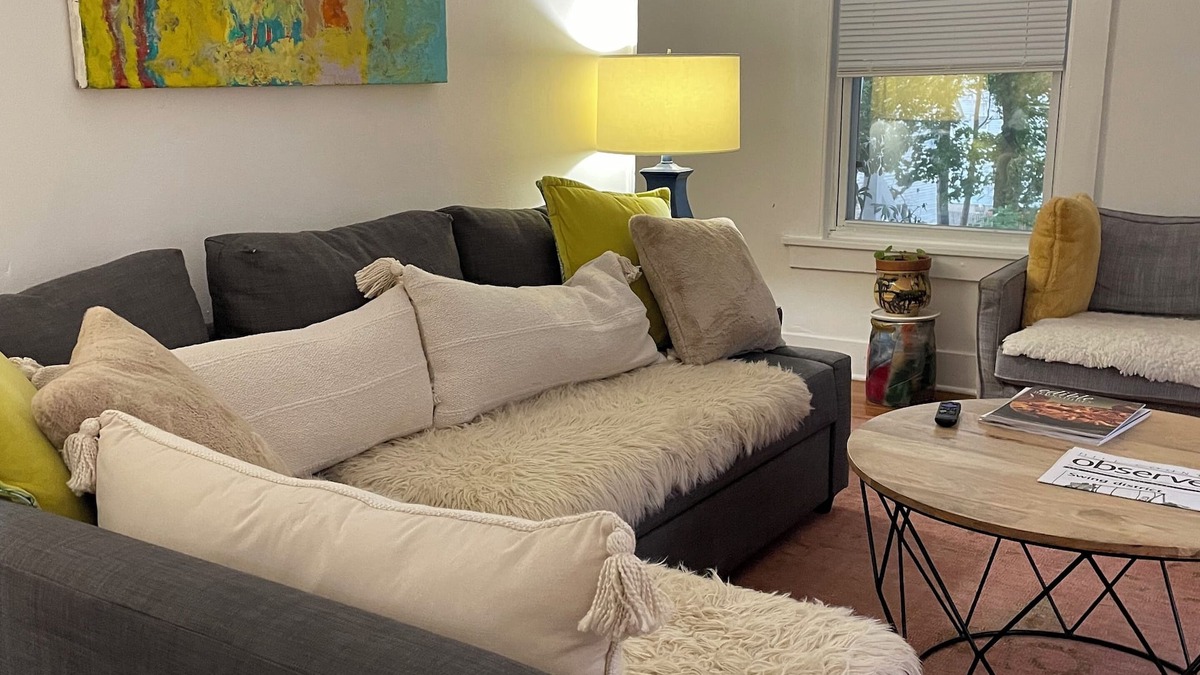 Great Barrington Apartment | Amazing 2-bedroom apartment sunny and quiet in Great Barrington