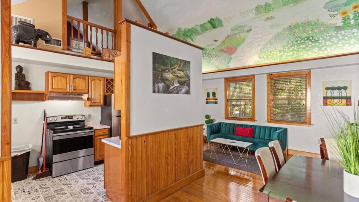 Gainesville Apartment | Amazing 2br 2ba with Loft C