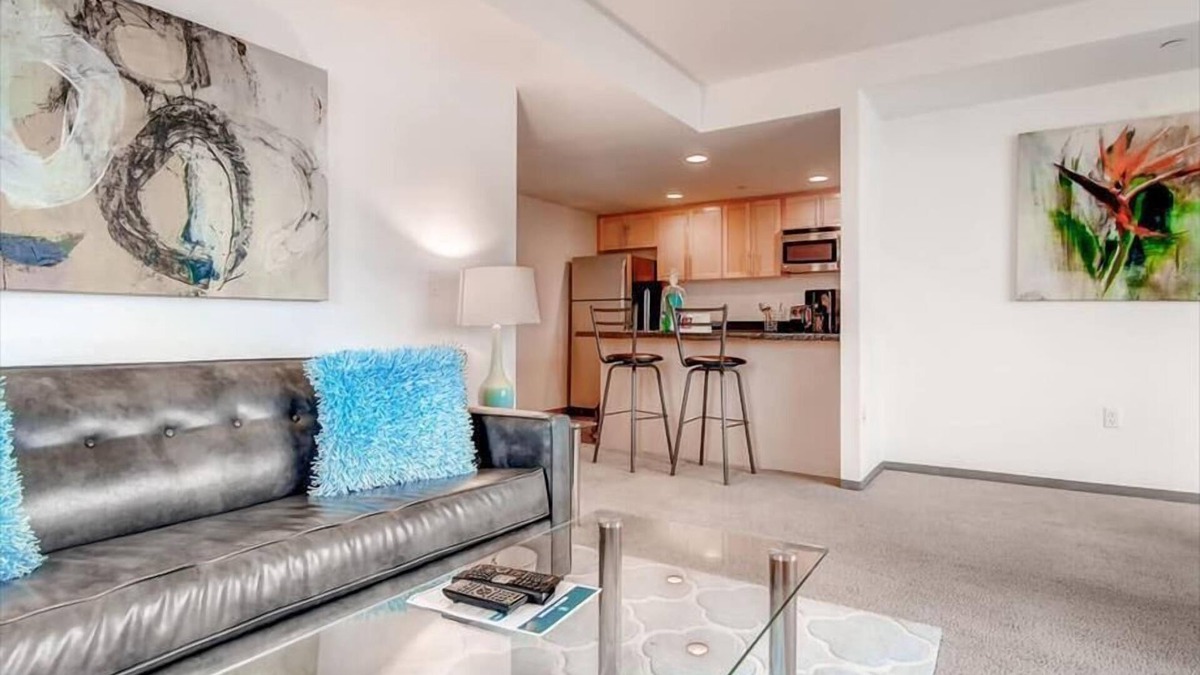 East Cambridge Apartment | Amazing 2BR | Fitness Center | Kendall Square by GLS