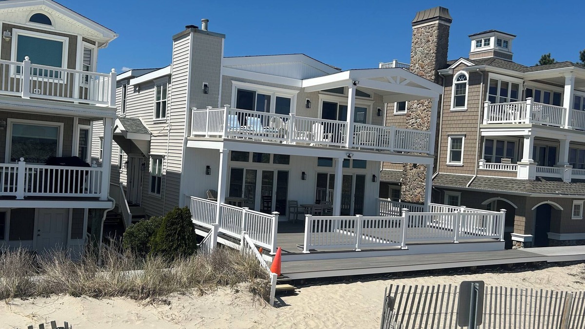 South End House | Amazing 2nd Story Beach Front Home with Panoramic Ocean Views