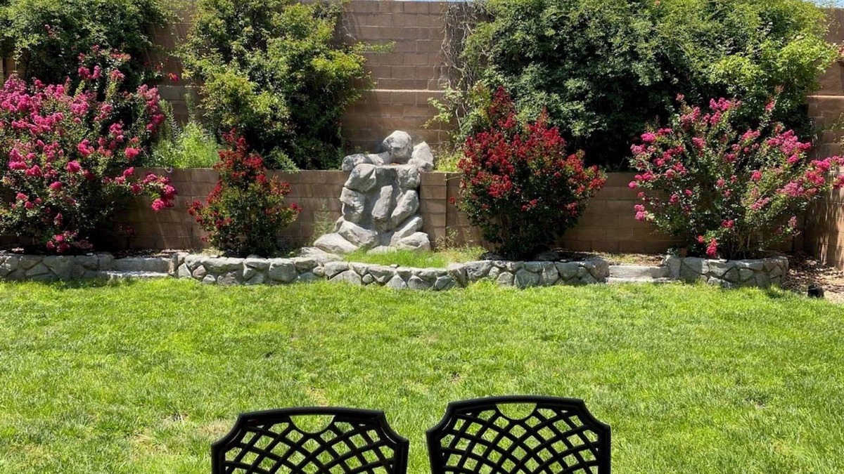 Taylor Ranch House | Amazing 4-bedroom: AC, WiFi, 2 car garage with river view in NW Albuquerque