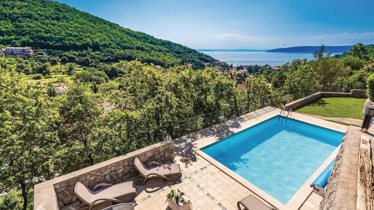 Sucici Apartment | Amazing apartment in Moscenicka Draga