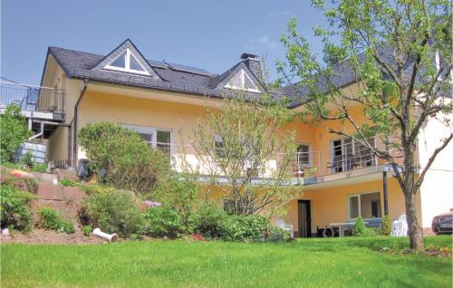 Zweifelscheid Apartment | Amazing Apartment In Zweifelscheid