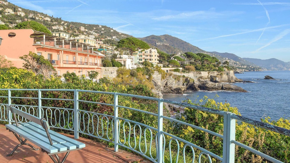 Genoa Apartment | Amazing apartment in Genova with kitchen