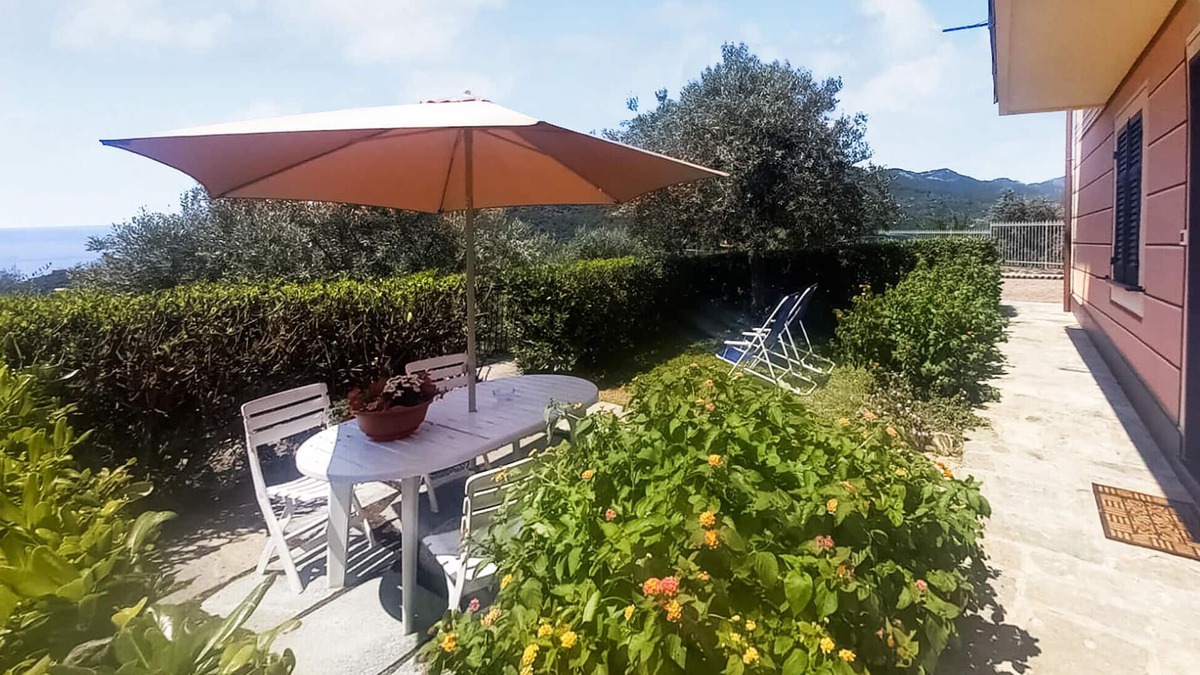 Recco Apartment | Amazing apartment in Recco with kitchen