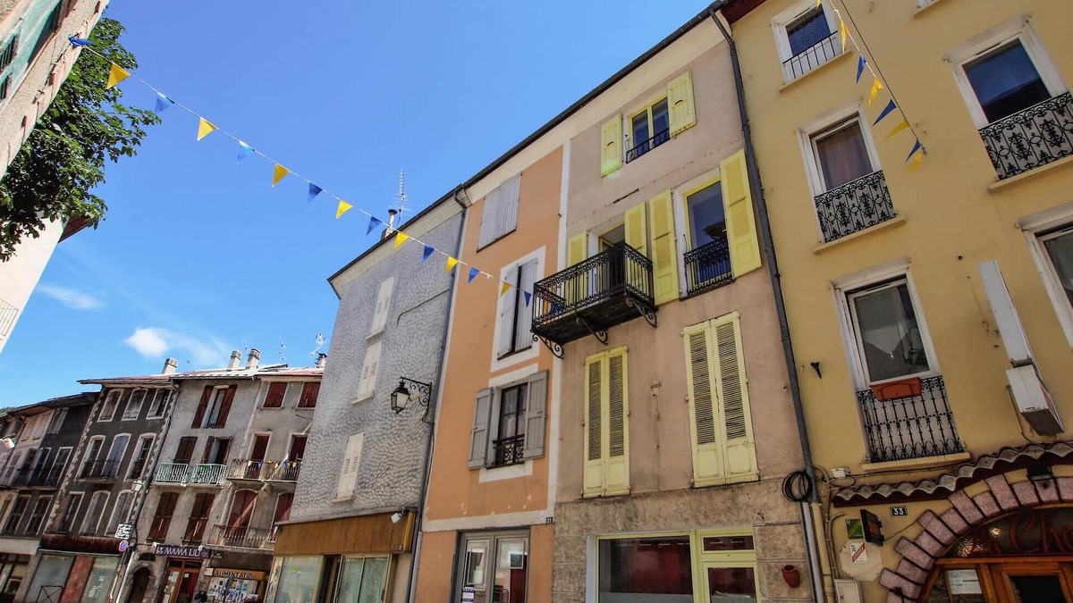 Seyne Apartment | Amazing apartment in SEYNE with kitchen