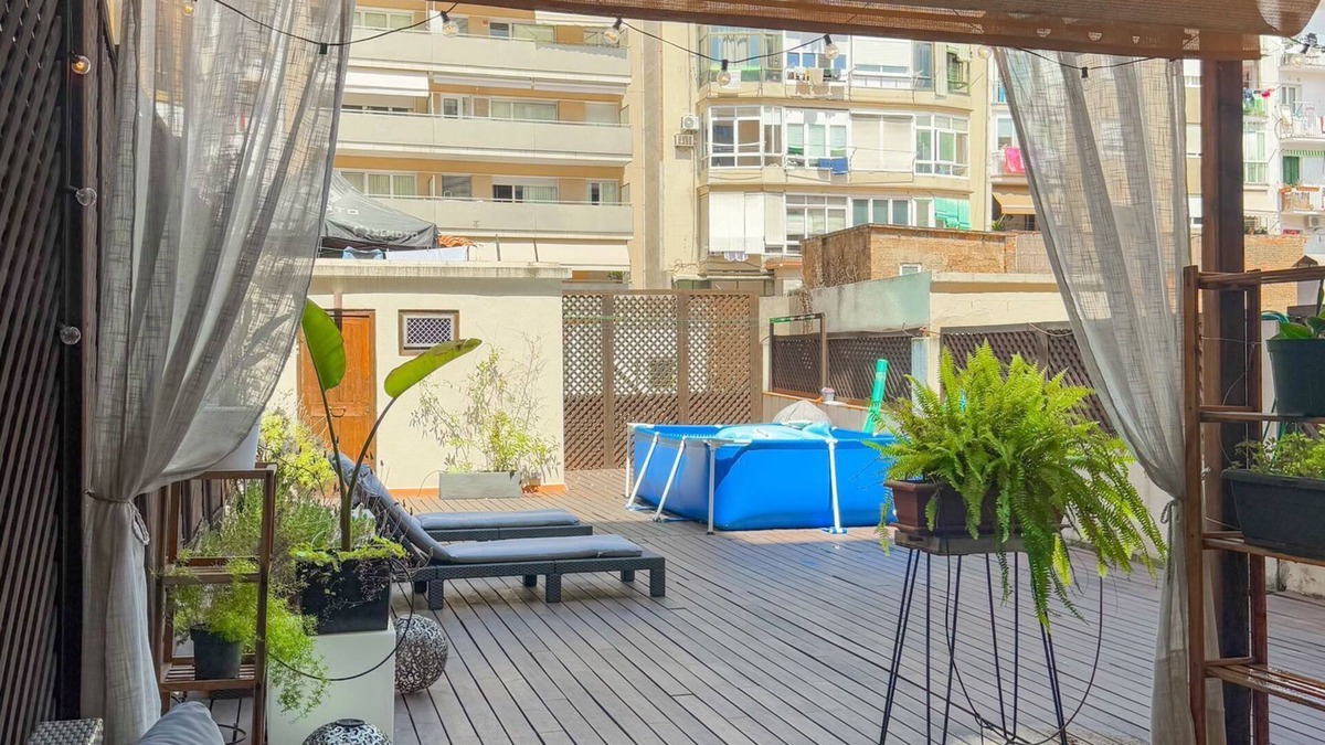 el Camp d'en Grassot i Gracia Nova Apartment | ✨ Amazing apartment with large terrace and mini-pool in central Barcelona