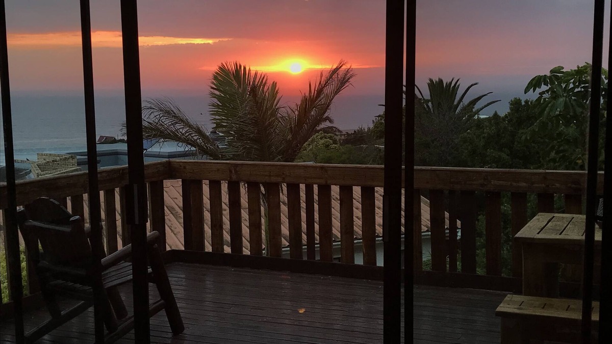 Wavecrest House | Amazing bay views ideal for family groups
