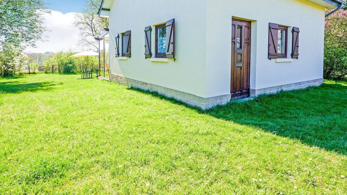 Daverdisse House | Amazing Holiday Home in Porcheresse Daverdisse with Terrace