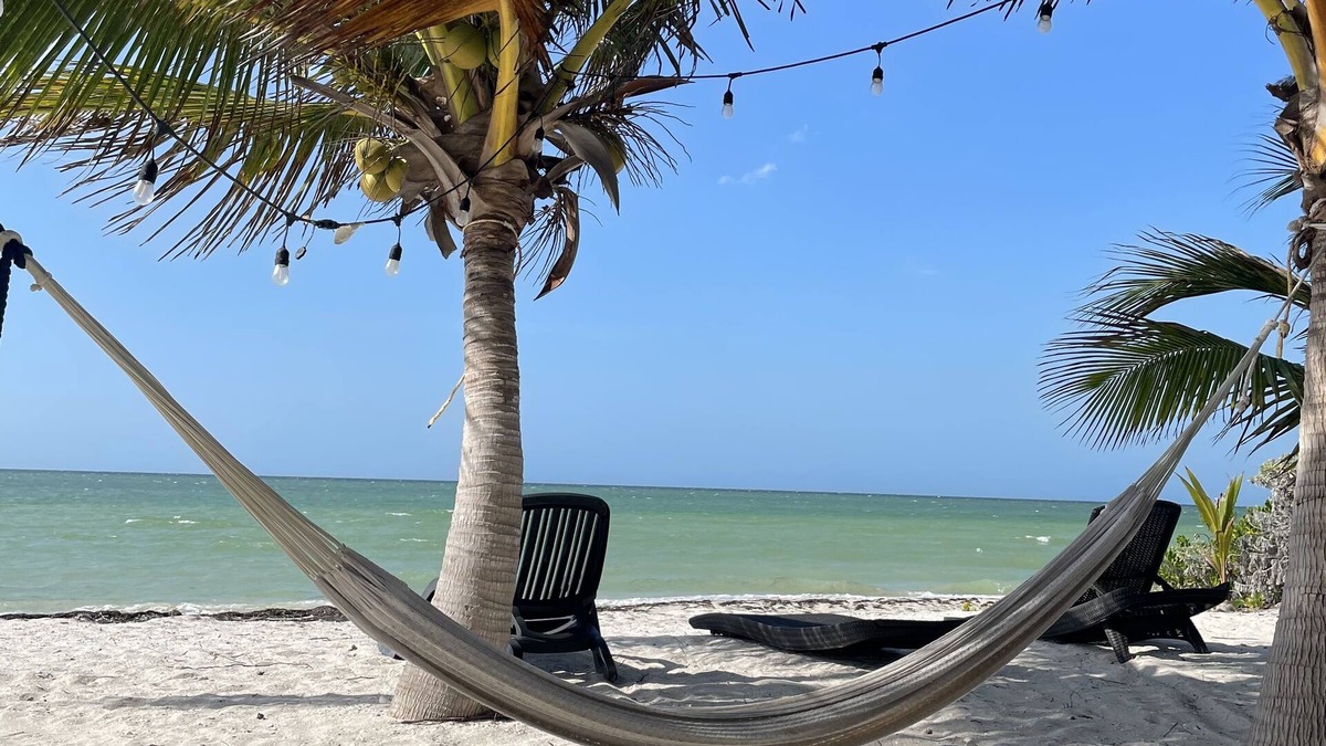 Ixil Villa | Amazing Beach Waterfront Penthouse