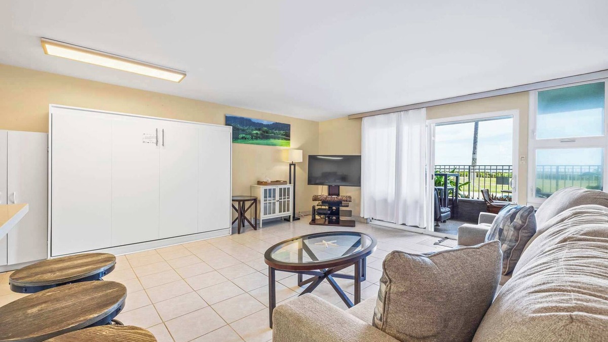 Punaluu Condo | Amazing Beachfront Condo by Pool