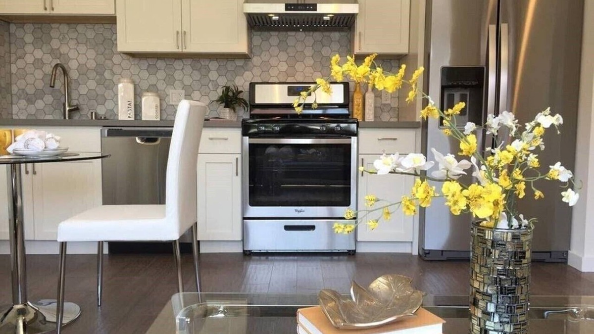 San Bruno House | Amazing Bright&New airbnb 2bedroom. Near SFO!
