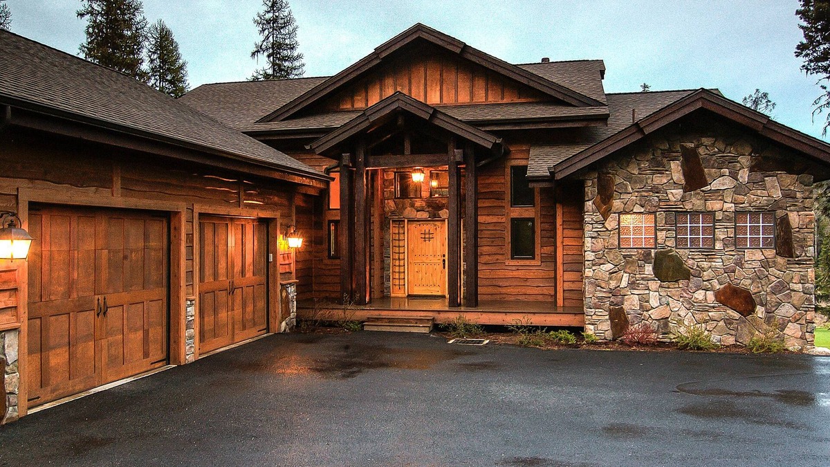 Priest River Cabin | Amazing Cabin on Priest Lake Golf Course w/Gorgeous Mtn Views, minutes to beach