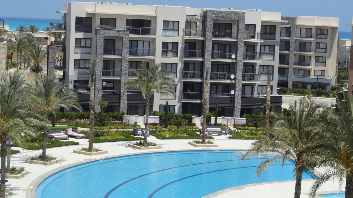 Sidi Abd El-Rahman Apartment | Amazing chalet for rent in Marassi , sea & pool view, close to the beach 2 mins.