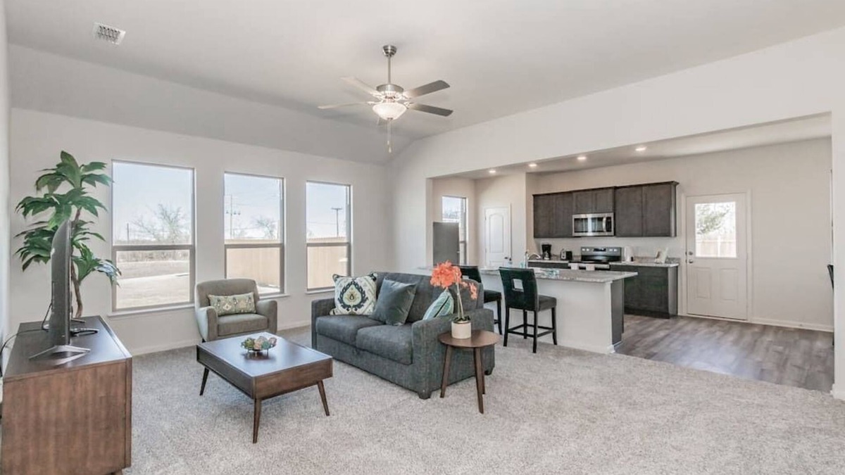 Seagoville House | Amazing Contemporary 4BR New Retreat ~ Fam&Group