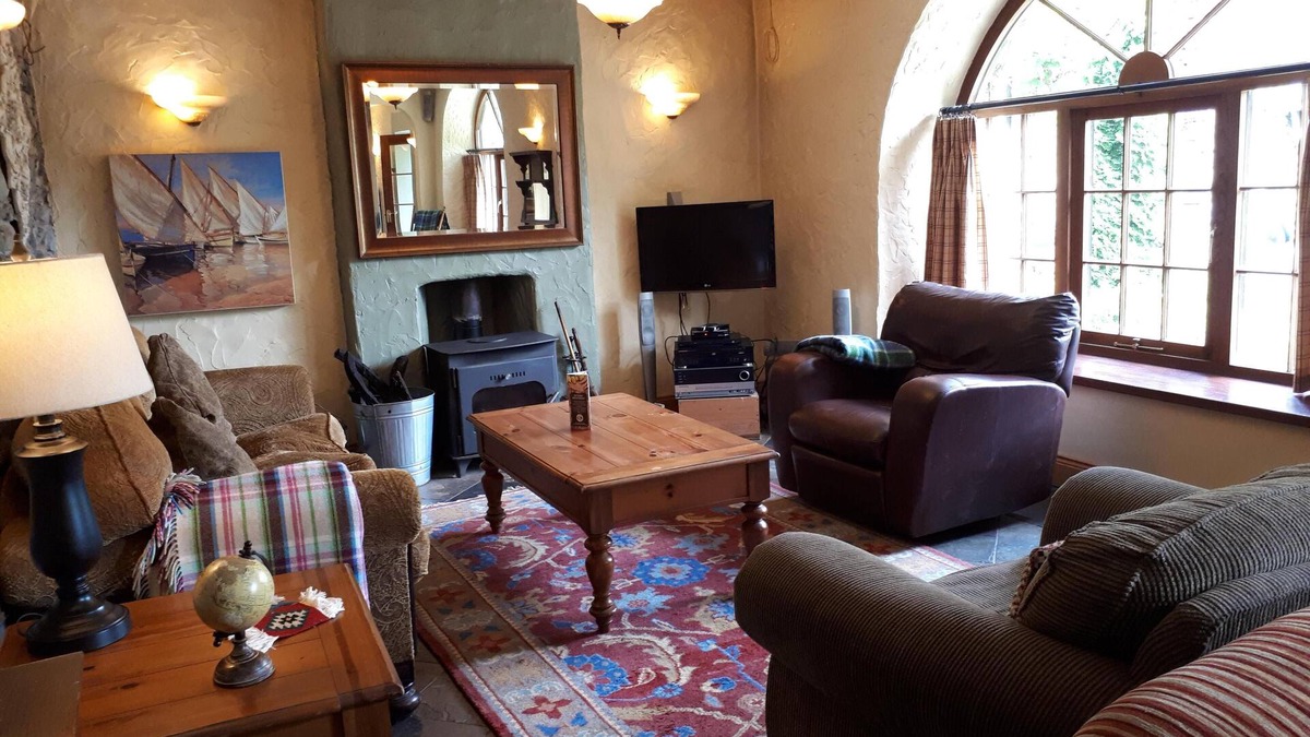 Killarney Cottage | Amazing Courtyard - The Loft at The Priory Killarney Courtyard Cottages