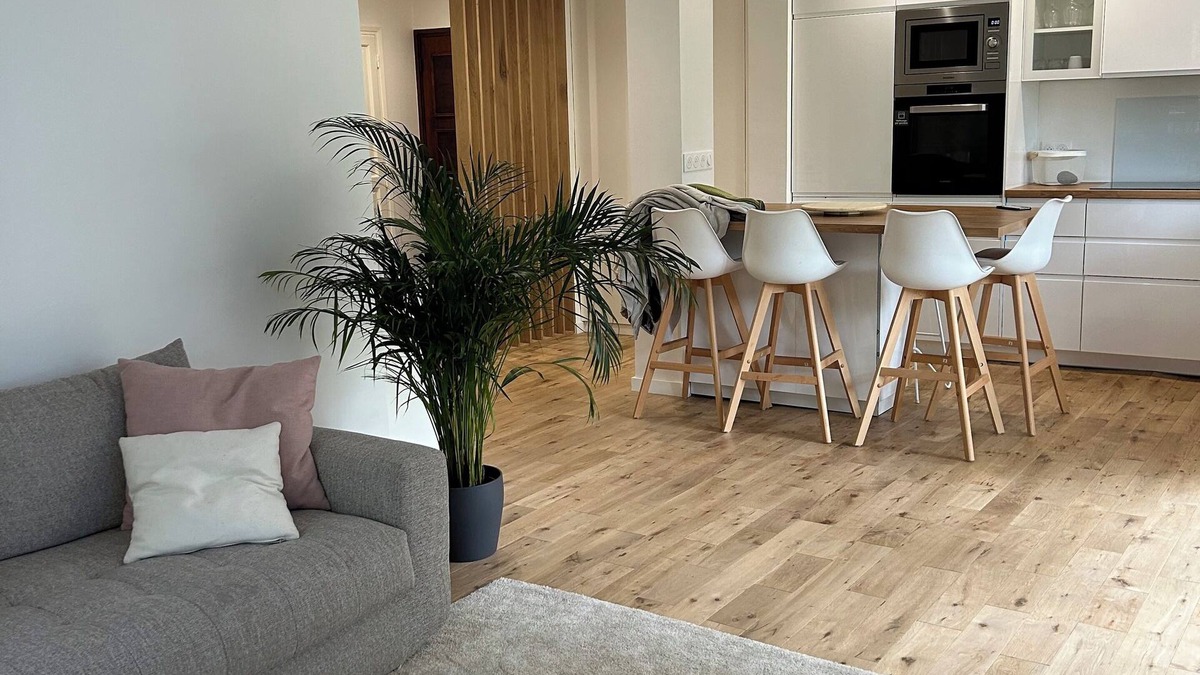 Le Chesnay Apartment | Amazing 2-bedroom apartment with WiFi close to Versailles castle, parly 2 mall