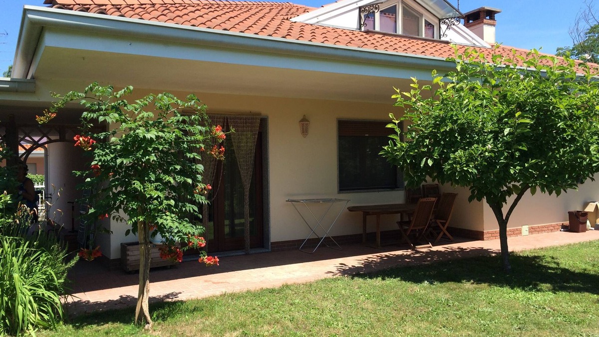 Gradisca d'Isonzo House | Amazing, fully furnished villa in one of Italy's most beautiful villages.